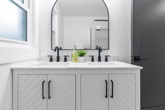 $599,900 | 1199 Rolling Lane, Lake Geneva, WI 53147