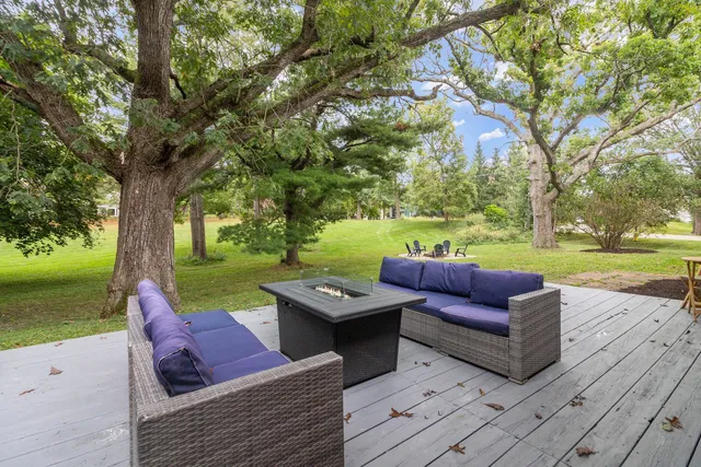 $599,900 | 1199 Rolling Lane, Lake Geneva, WI 53147