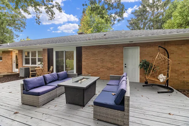 $599,900 | 1199 Rolling Lane, Lake Geneva, WI 53147