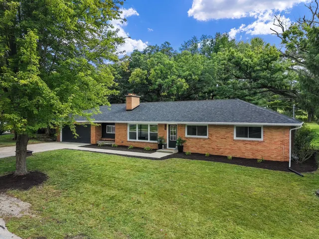 $599,900 | 1199 Rolling Lane, Lake Geneva, WI 53147