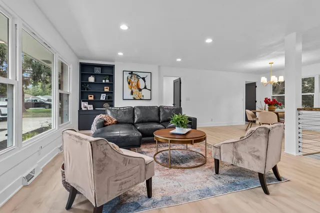 $599,900 | 1199 Rolling Lane, Lake Geneva, WI 53147