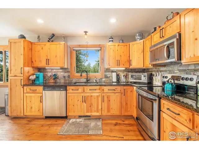 $849,000 | 270 Choctaw Road, Lyons, CO 80540