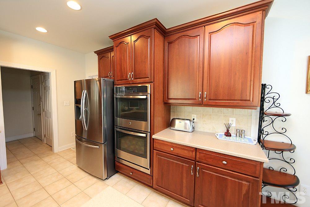 9609 Heathermill Lane Raleigh, NC 27617 - Photo 11 of 30 Gallery Image 11
