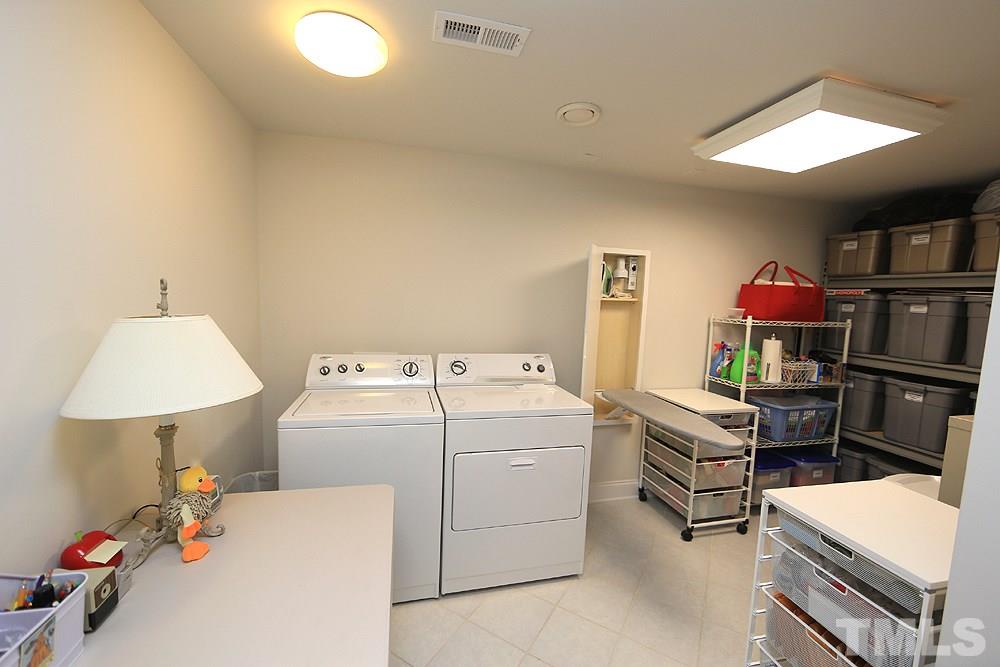 9609 Heathermill Lane Raleigh, NC 27617 - Photo 26 of 30 Gallery Image 26