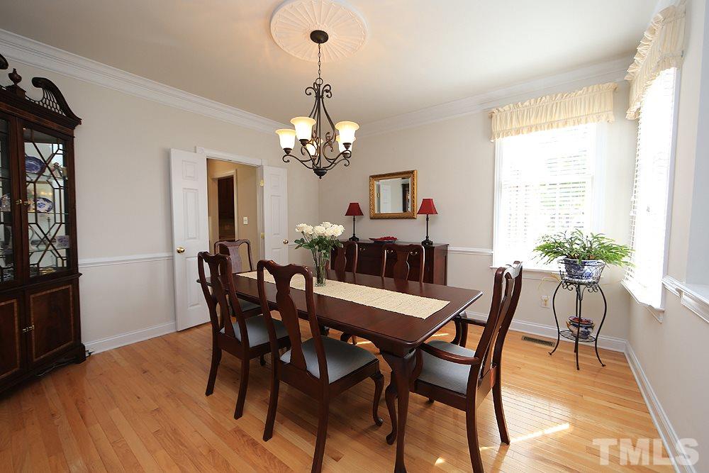 9609 Heathermill Lane Raleigh, NC 27617 - Photo 5 of 30 Gallery Image 5