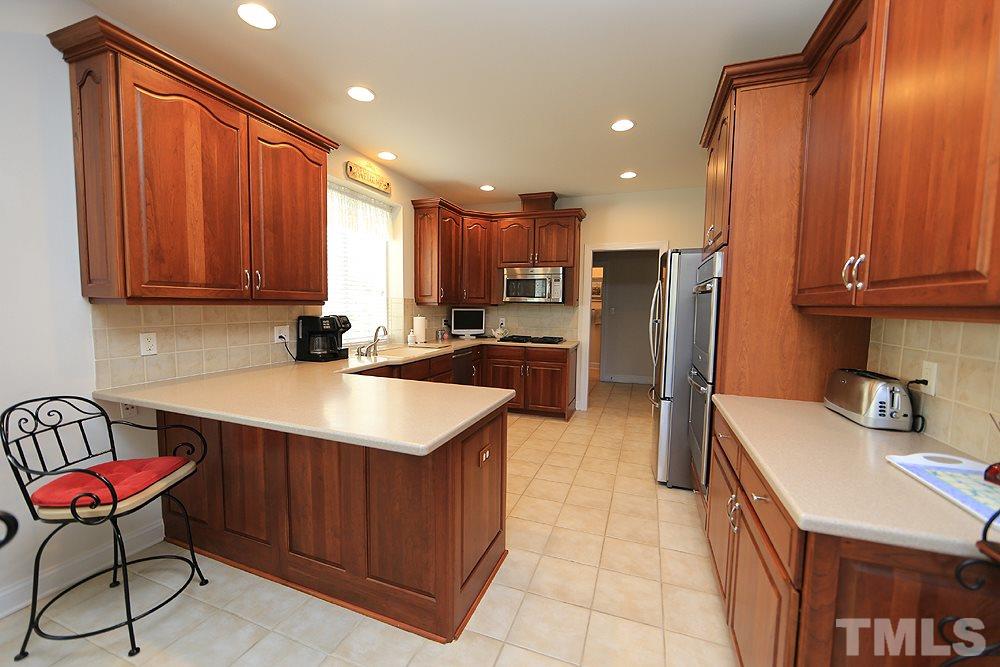 9609 Heathermill Lane Raleigh, NC 27617 - Photo 10 of 30 Gallery Image 10