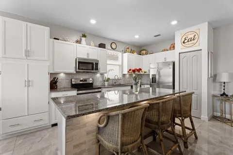 $390,000 | 12552 Northwest Toblin Lane, Port St. Lucie, FL 34987