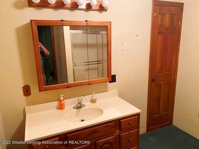 2805 North Stine Road Charlotte, MI 48813 - Photo 13 of 25 IMG-5197