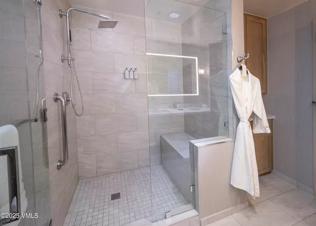 $1,945,000 | 126 Riverfront Lane, Unit 205, Avon, CO 81620