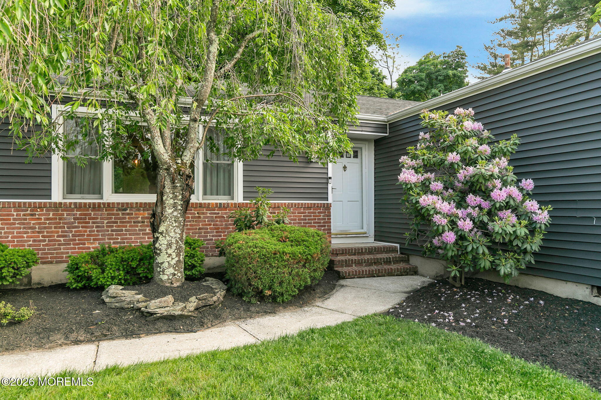 10 Tilton Road Middletown, NJ 07748 - Photo 5 of 50 FRONT ENTRANCE