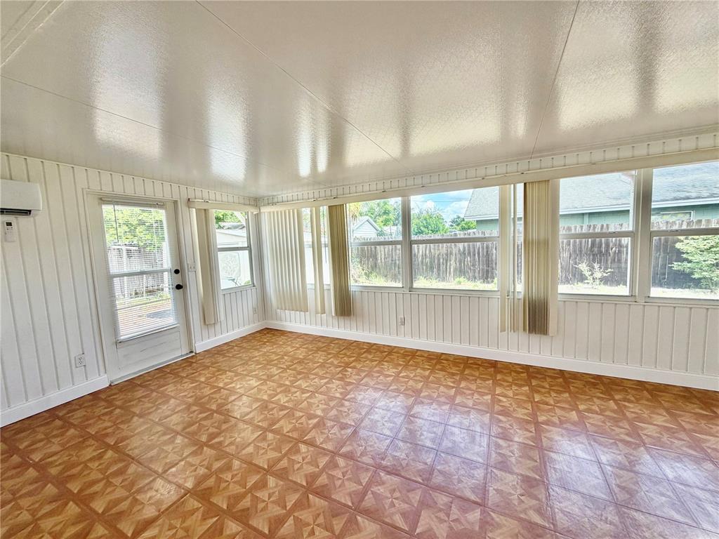 505 Glad Road Winter Haven, FL 33880 - Photo 5 of 42 Gallery Image 5