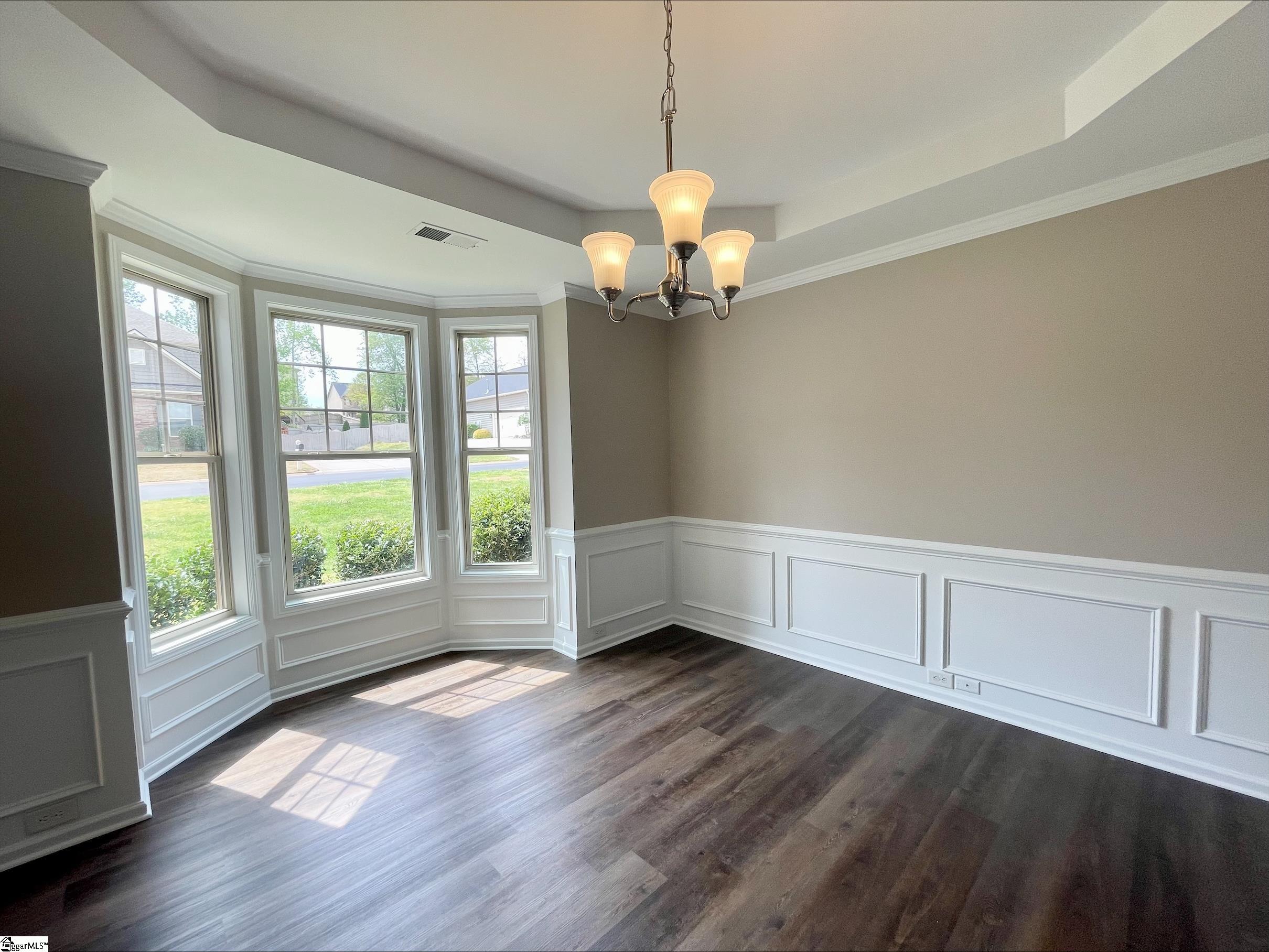 402 Timber Ridge Lane Duncan, SC 29334 - Photo 4 of 13 Gallery Image 4
