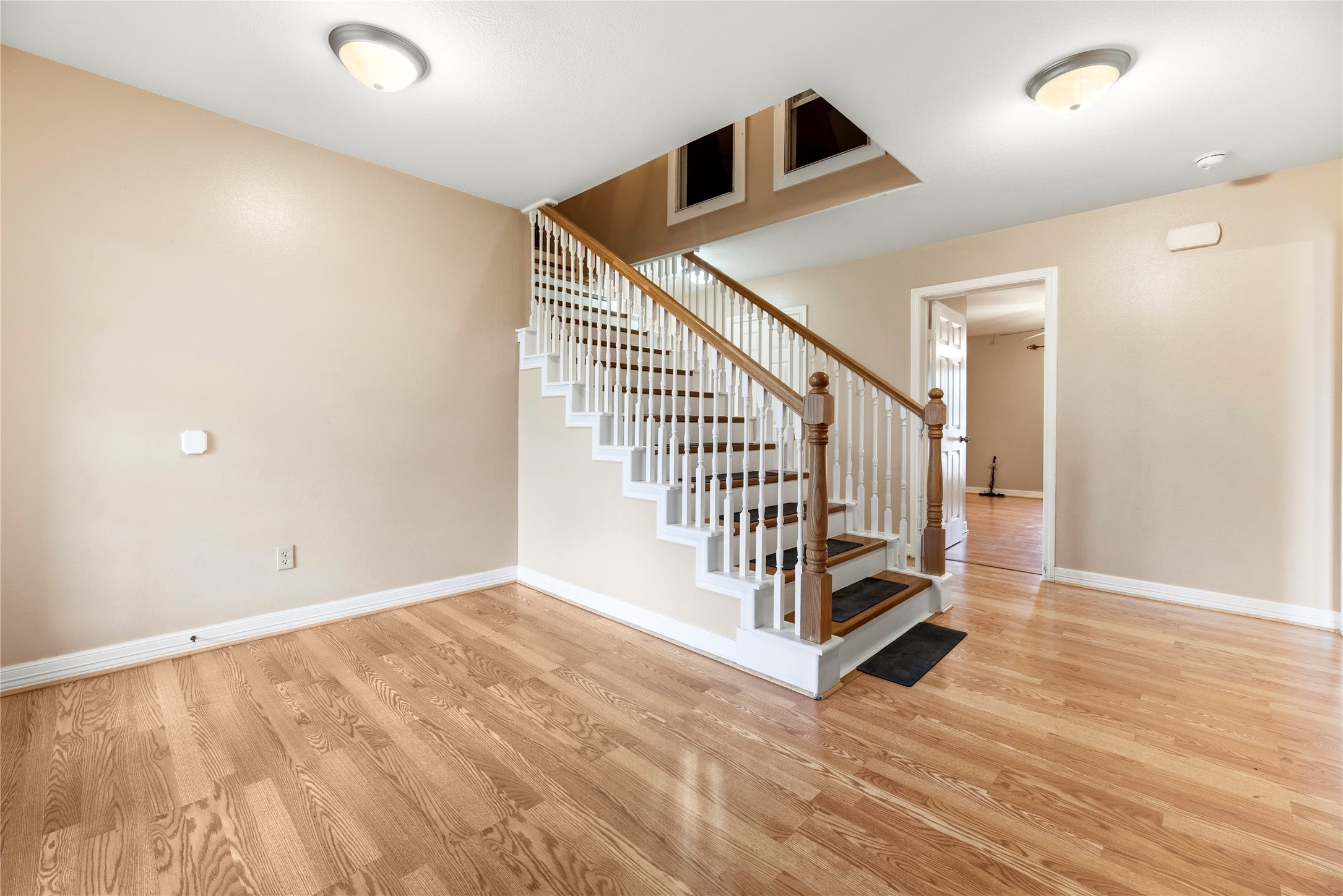 523 Moore Bar Road Rosenberg, TX 77471 - Photo 49 of 50 Opposite view of the sitting area and the stairs to the partially finished attic.