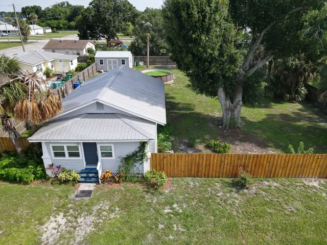 $449,000 | 305 Southwest 2nd Street, Okeechobee, FL 34974