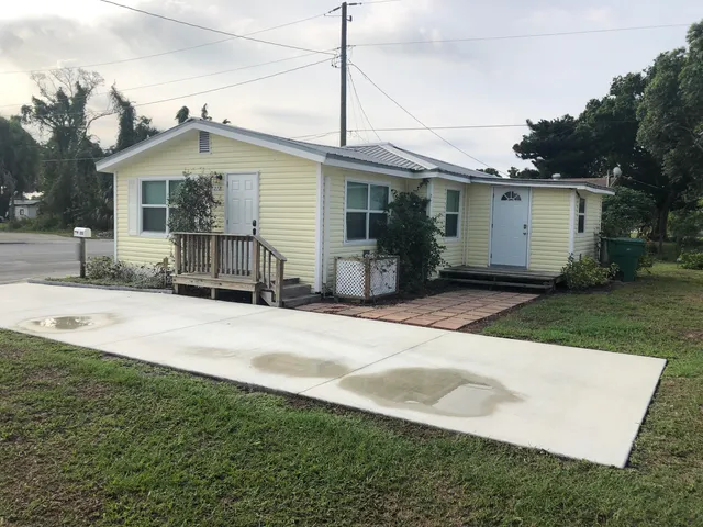 $449,000 | 305 Southwest 2nd Street, Okeechobee, FL 34974