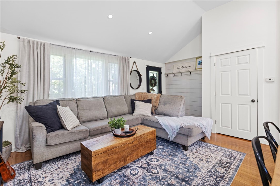 762 Waites Corner Road South Kingstown, RI 02892 - Photo 15 of 43