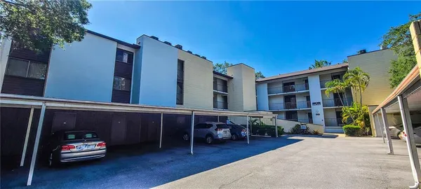 $2,150 | 2749 Orchid Oaks Drive, Unit 302, Sarasota, FL 34239