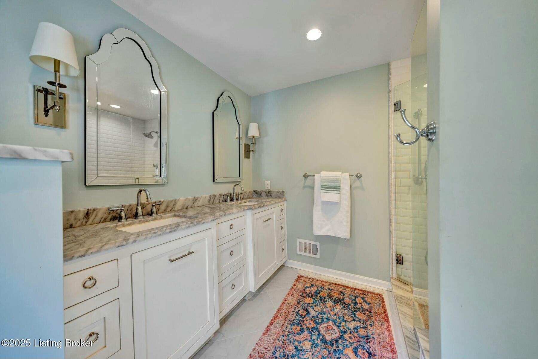 6020 Innes Trace Road Louisville, KY 40222 - Photo 33 of 60 PBA
