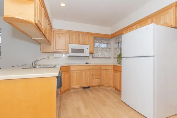 $325,000 | 1314 Reiter Drive, Evansville, IN 47712