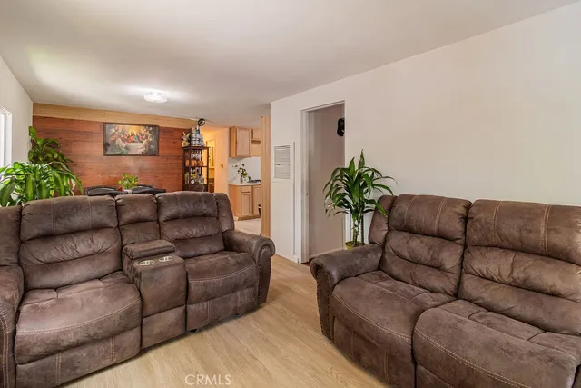 $130,000 | 158 East De Anza Lane, Unit 175, Tustin, CA 92780