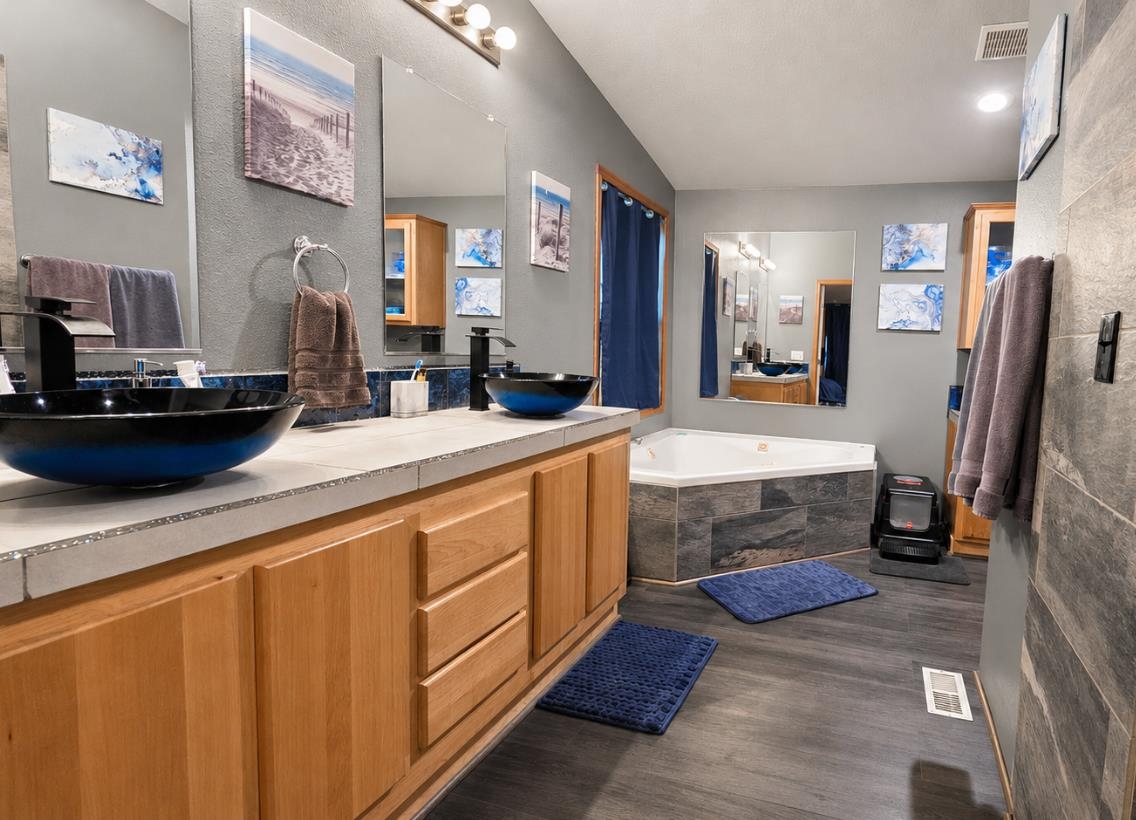 4462 South Swenson Road Clayton, WA 99110 - Photo 11 of 36