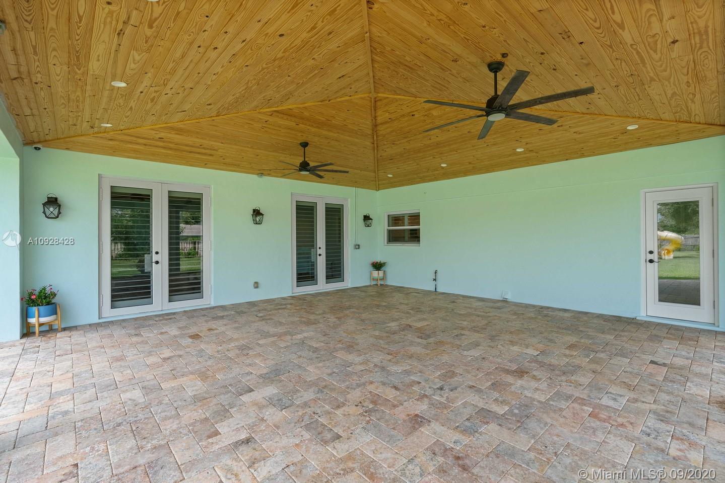 5857 Keith Road Jupiter, FL 33458 - Photo 21 of 25