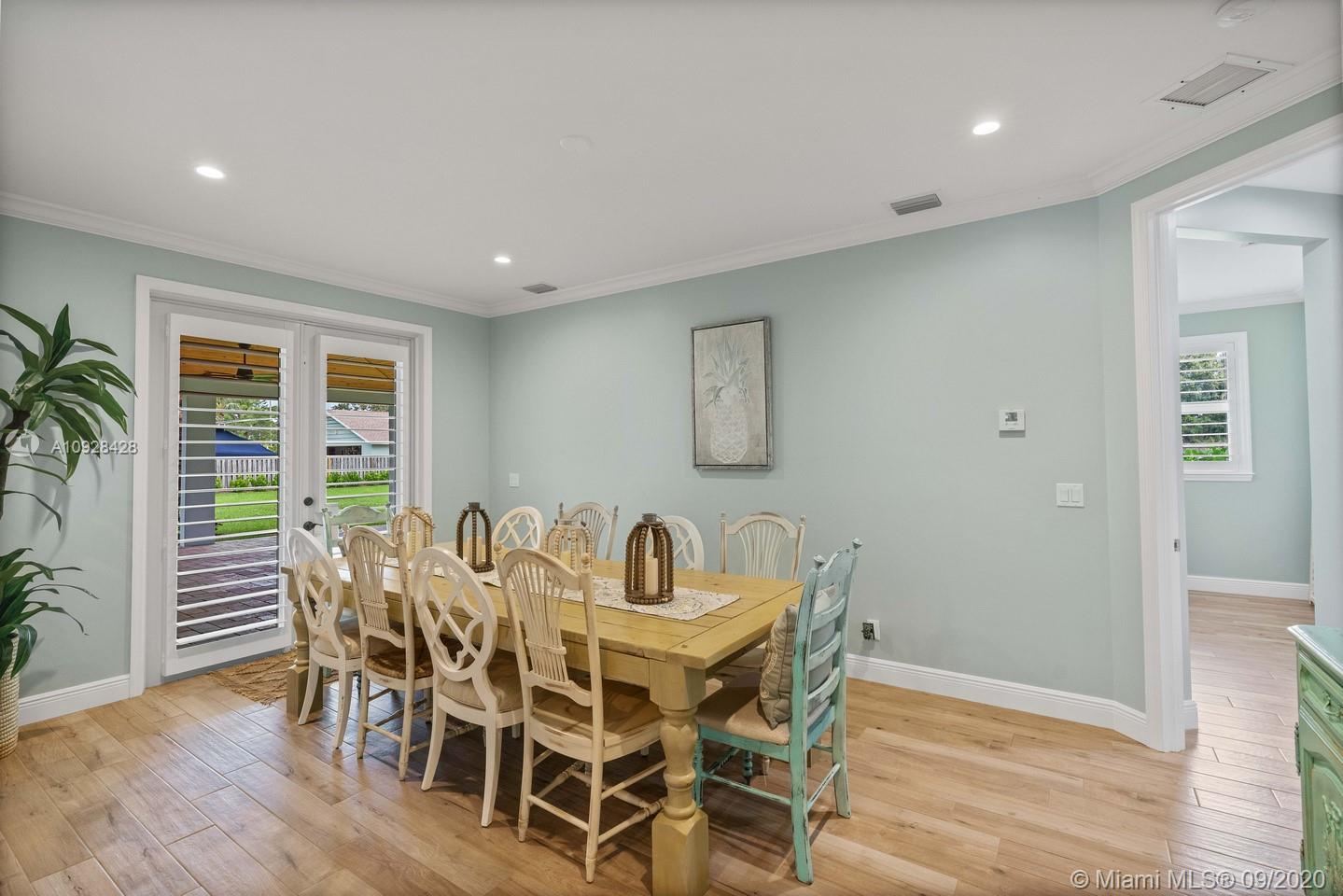 5857 Keith Road Jupiter, FL 33458 - Photo 10 of 25