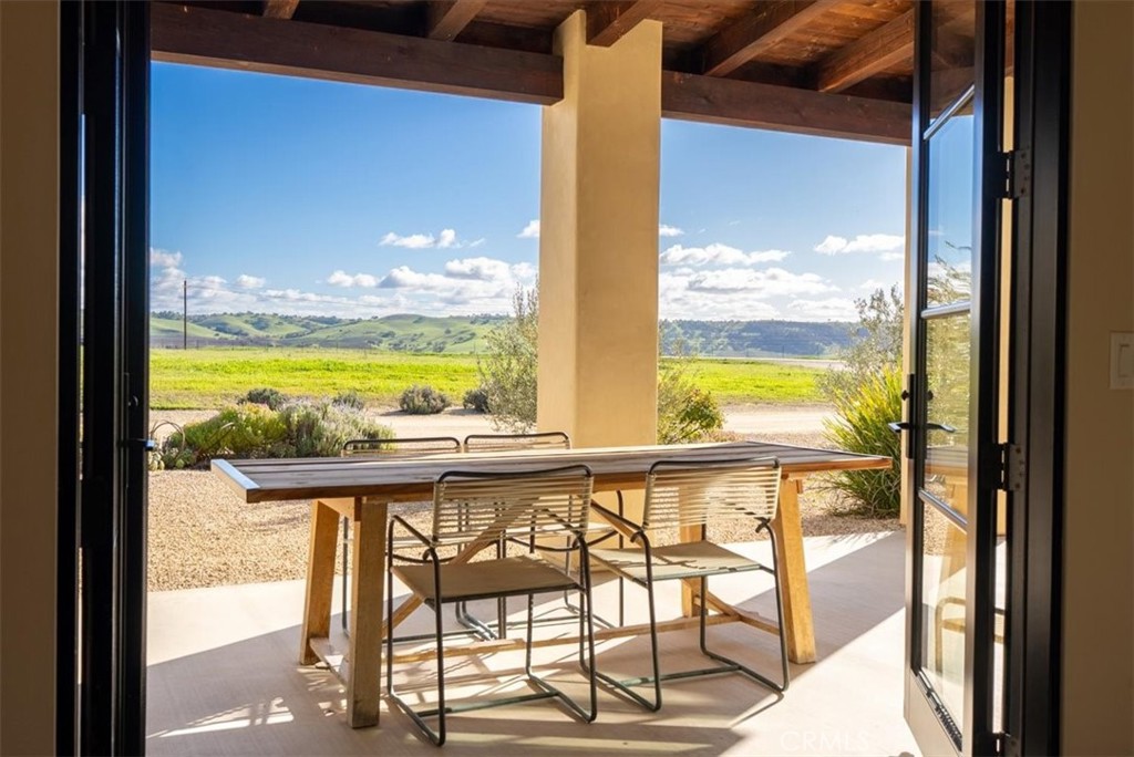 3940 Gruenhagen Flat Road Paso Robles, CA 93446 - Photo 46 of 63 Front Patio