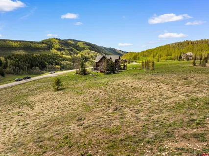 $450,000 | 286 Meadow Drive, Crested Butte, CO 81224