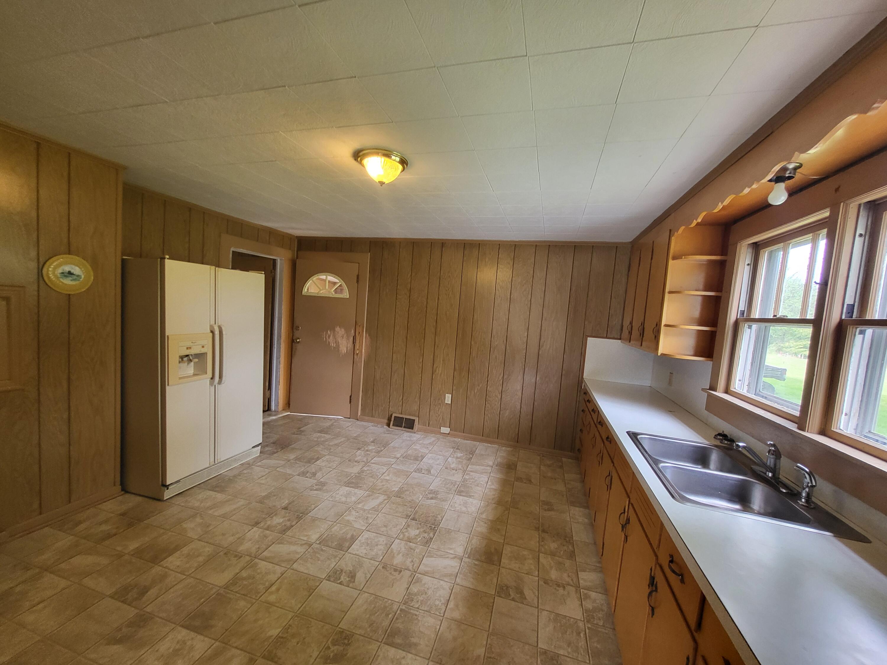 595 Merriman Way Road Moneta, VA 24121 - Photo 17 of 40 20240508_134438