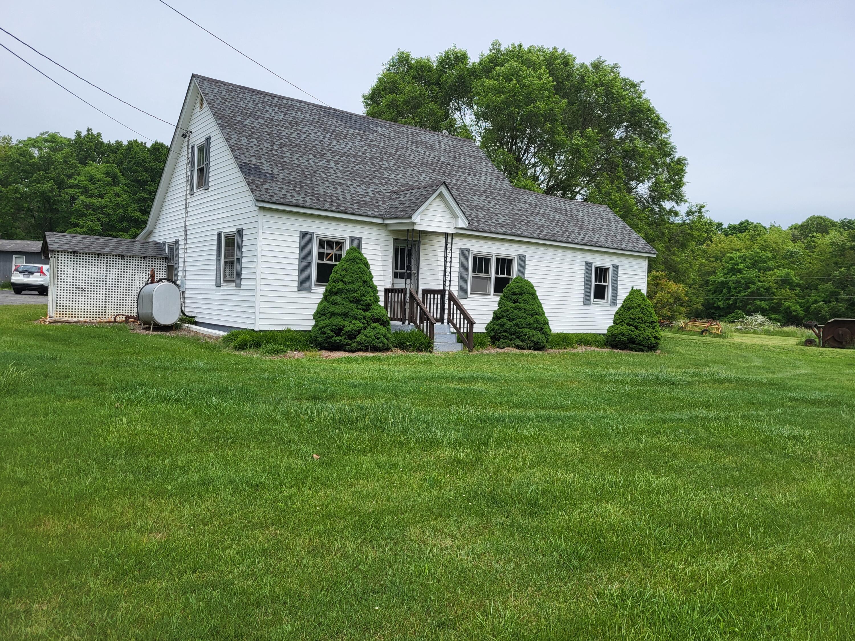 595 Merriman Way Road Moneta, VA 24121 - Photo 29 of 40 20240508_141059