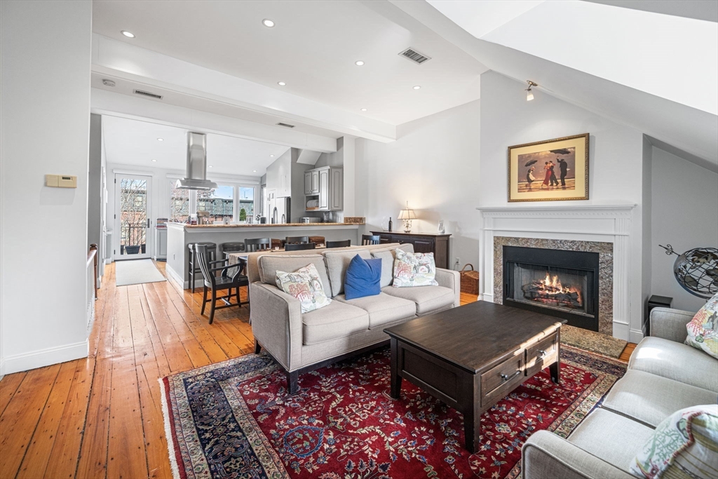 59 Rutland Street, Unit 3 Boston, MA 02118 - Photo 10 of 25 Gallery Image 10