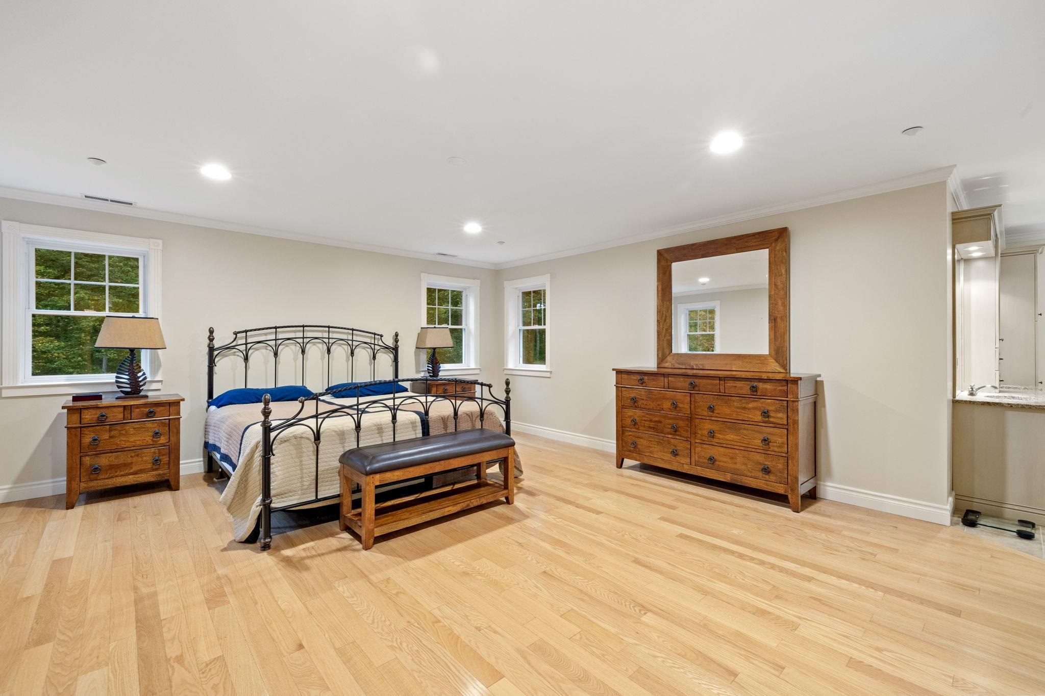 11 Williams Way Hollis, NH 03049 - Photo 14 of 40