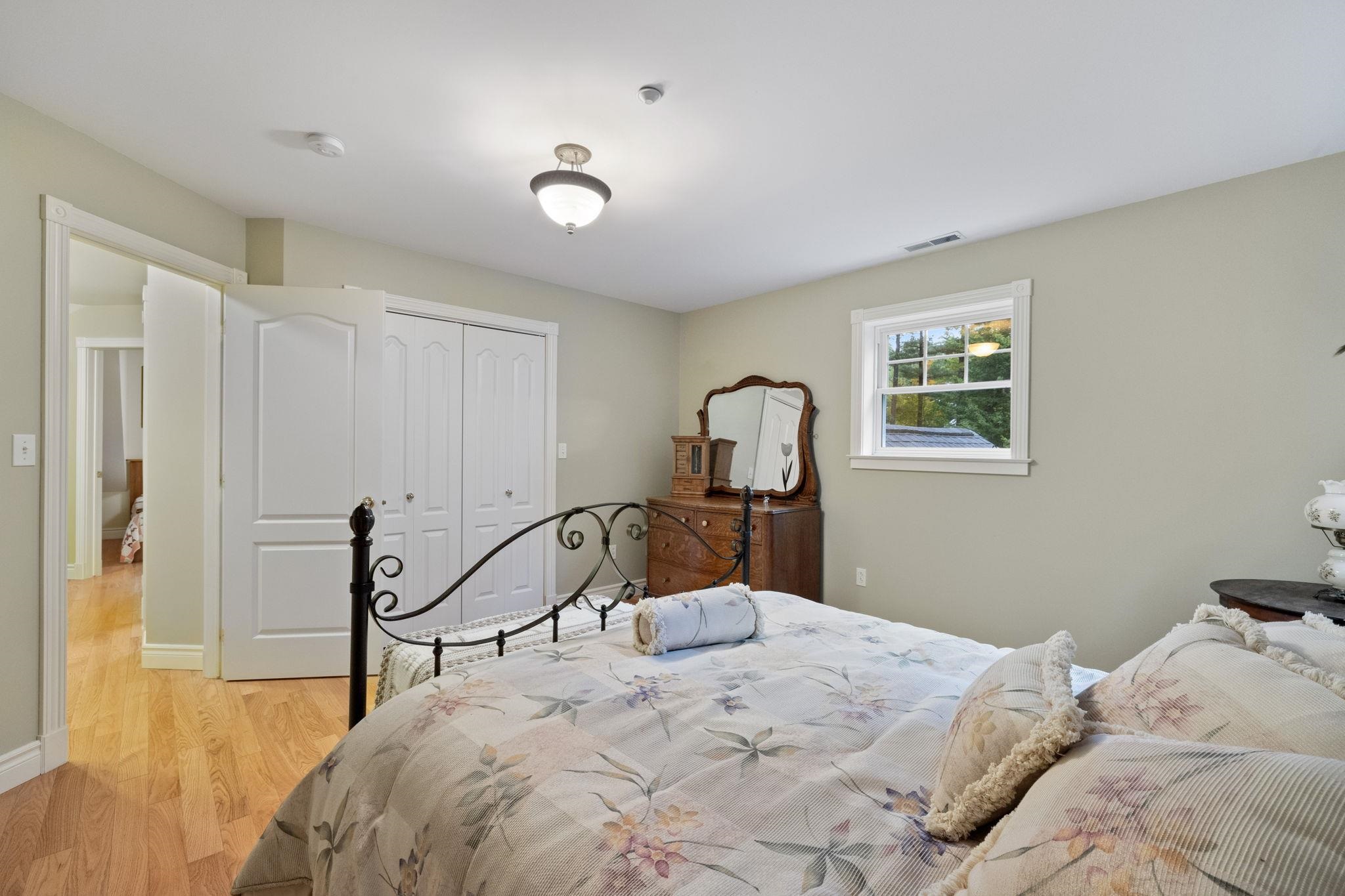 11 Williams Way Hollis, NH 03049 - Photo 20 of 40