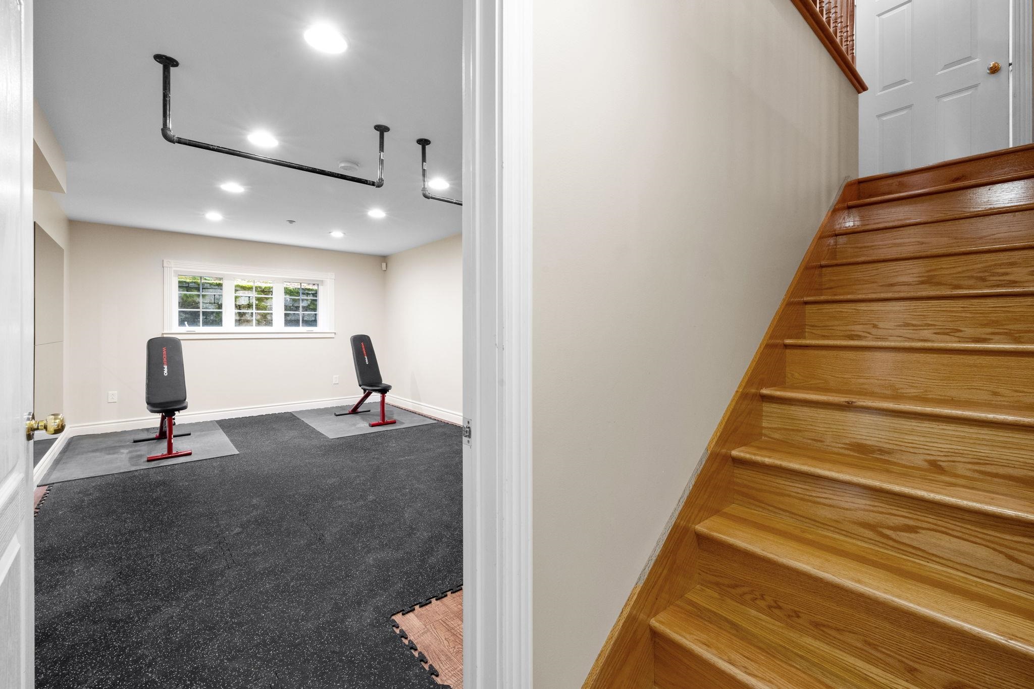 11 Williams Way Hollis, NH 03049 - Photo 25 of 40