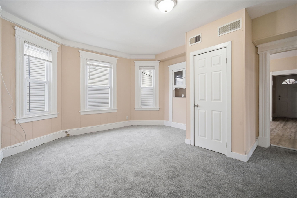 201 Main Street Springfield, MA 01151 - Photo 23 of 31