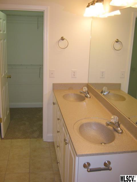 1723 Piper's Ridge Circle Northwest Conover, NC 28613 - Photo 6 of 22 Gallery Image 6