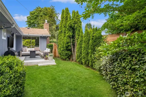 $999,999 | 717 West Cremona Street, Seattle, WA 98119