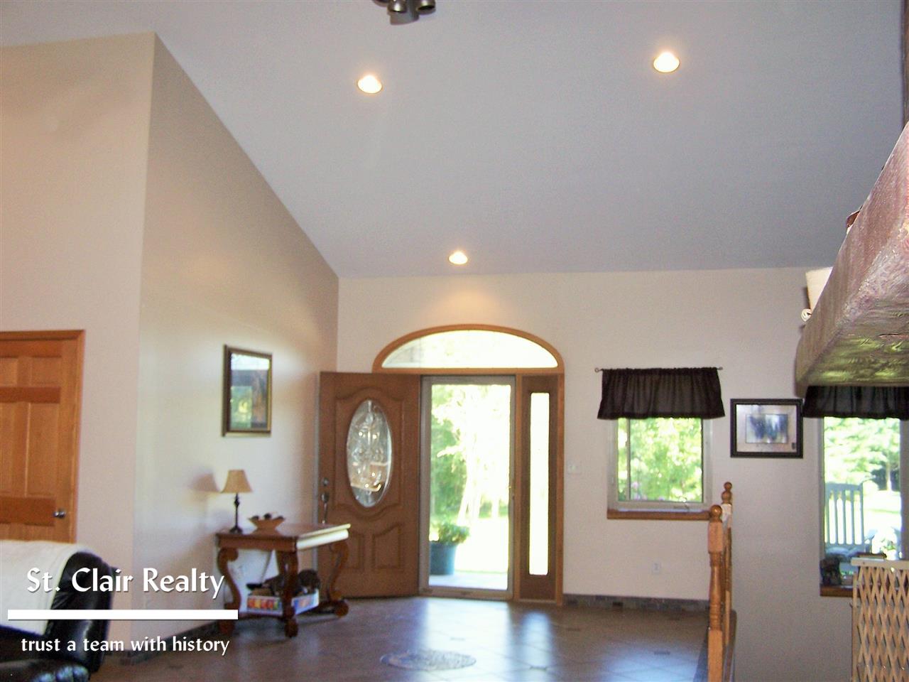 5463 Yankee Road St. Clair, MI 48079 - Photo 19 of 36 31327734-18.JPG