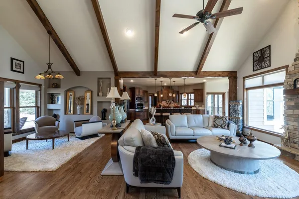 $1,389,000 | W11012 460th Avenue, Prescott, WI 54021