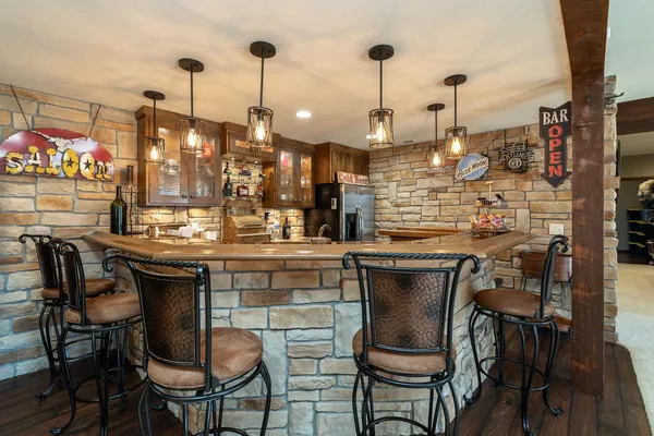 $1,389,000 | W11012 460th Avenue, Prescott, WI 54021