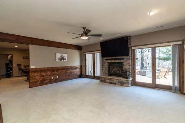 $1,389,000 | W11012 460th Avenue, Prescott, WI 54021