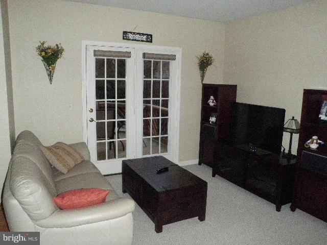 515 Tulip Road Riva, MD 21140 - Photo 5 of 30 a living room with furniture