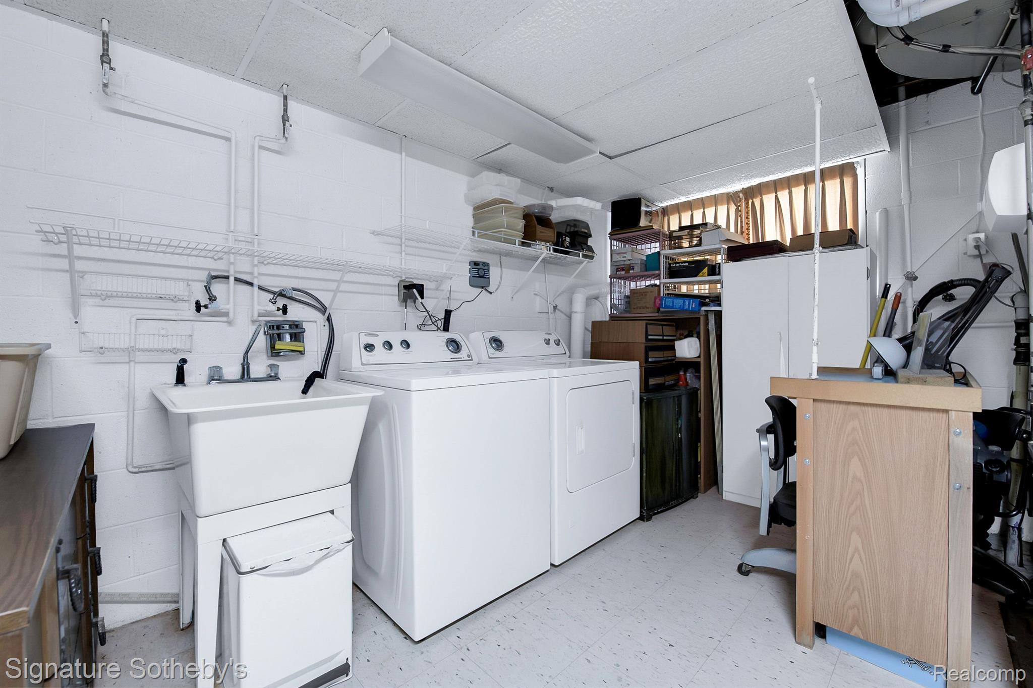 7252 Stonebrook Road West Bloomfield, MI 48322 - Photo 34 of 38 Laundry Room