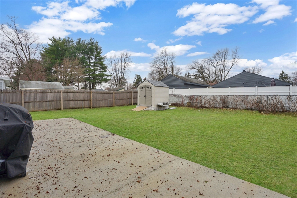 130 Fieldston Street Springfield, MA 01119 - Photo 27 of 28