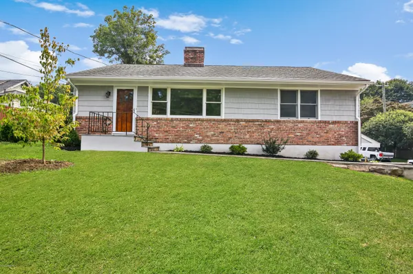 $5,900 | 81 Cos Cob Avenue, Unit A, Cos Cob, CT 06807
