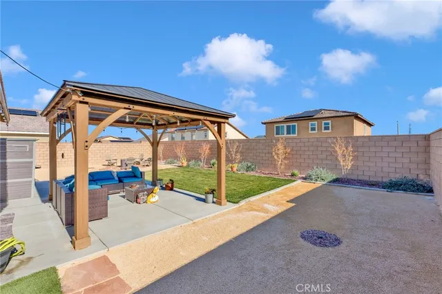 $450,000 | 15389 Diamond, Victorville, CA 92394