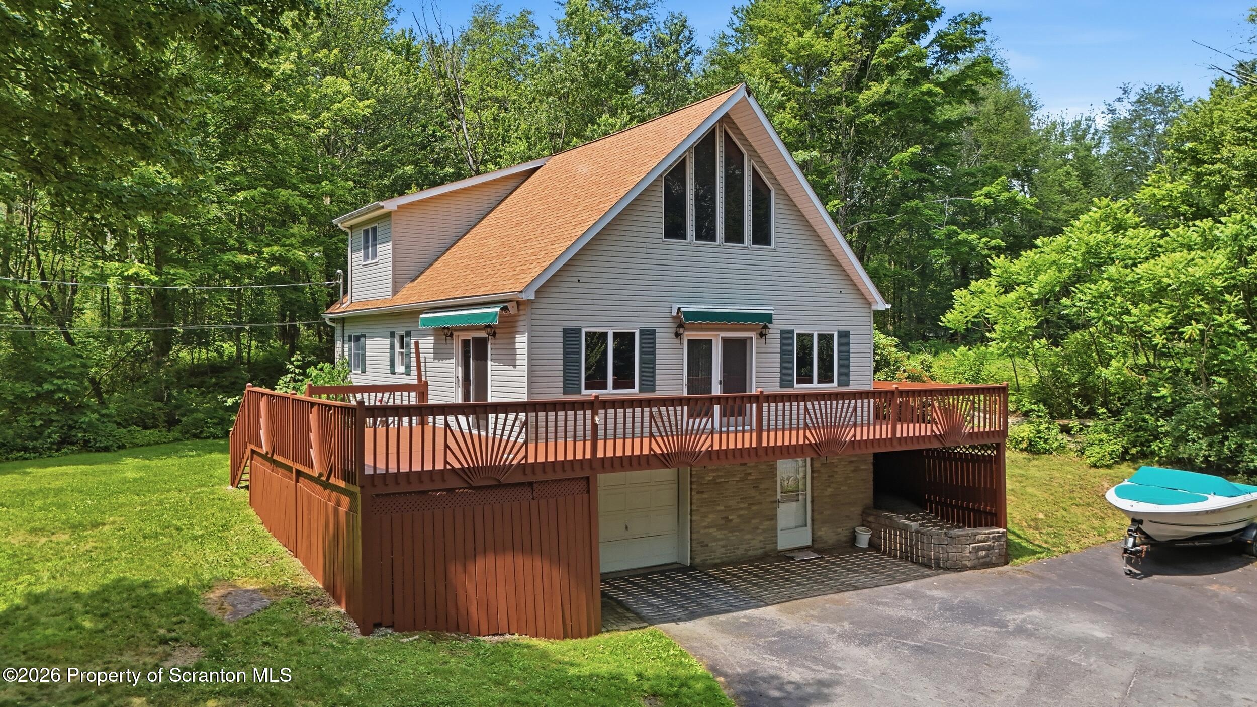 140 Sunset Street Carbondale, PA 18407 - Photo 2 of 46 140 sunset2