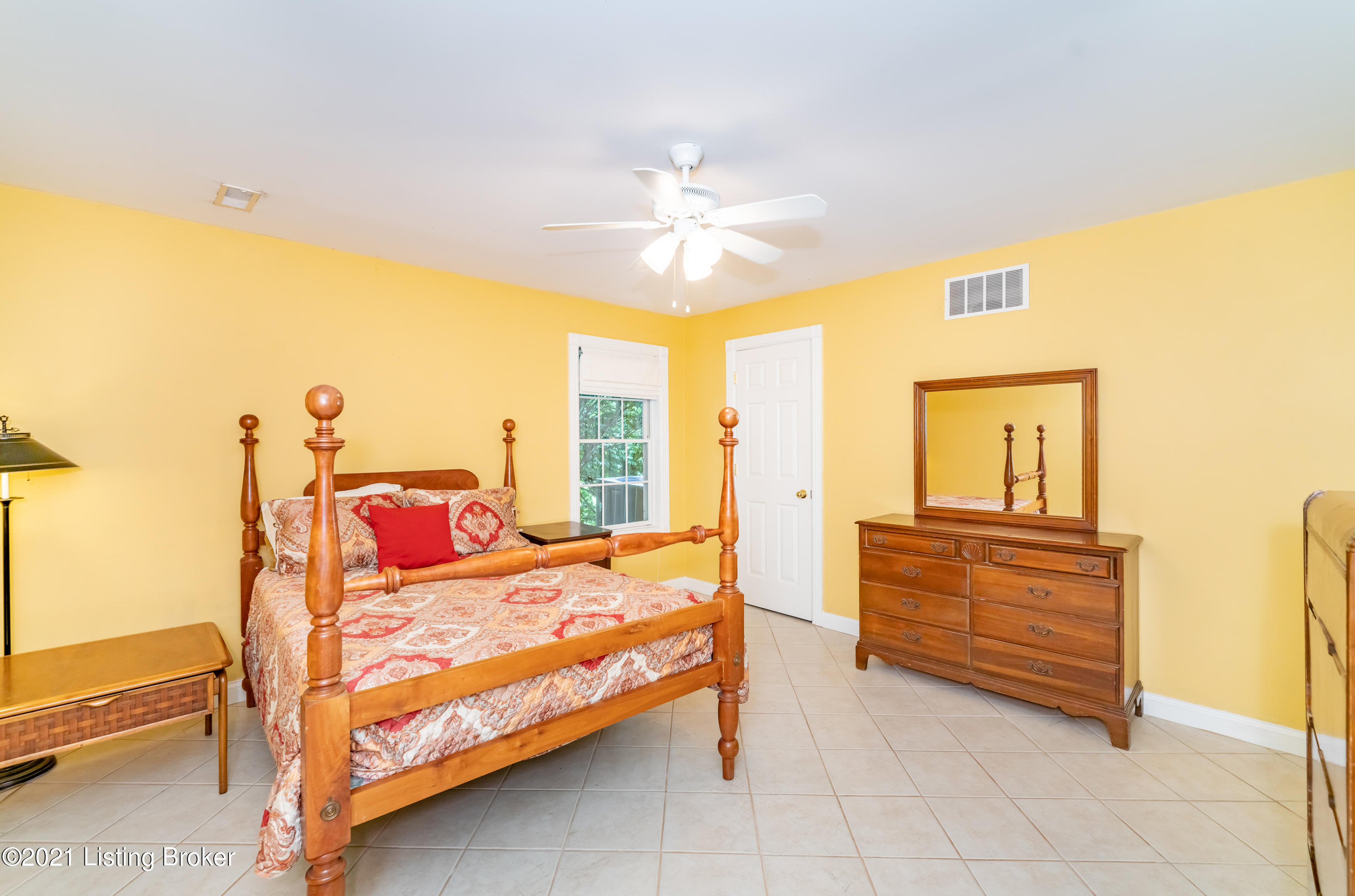 4140 Veechdale Road Simpsonville, KY 40067 - Photo 32 of 43 4140 Veechdale Rd Simpsonville-19