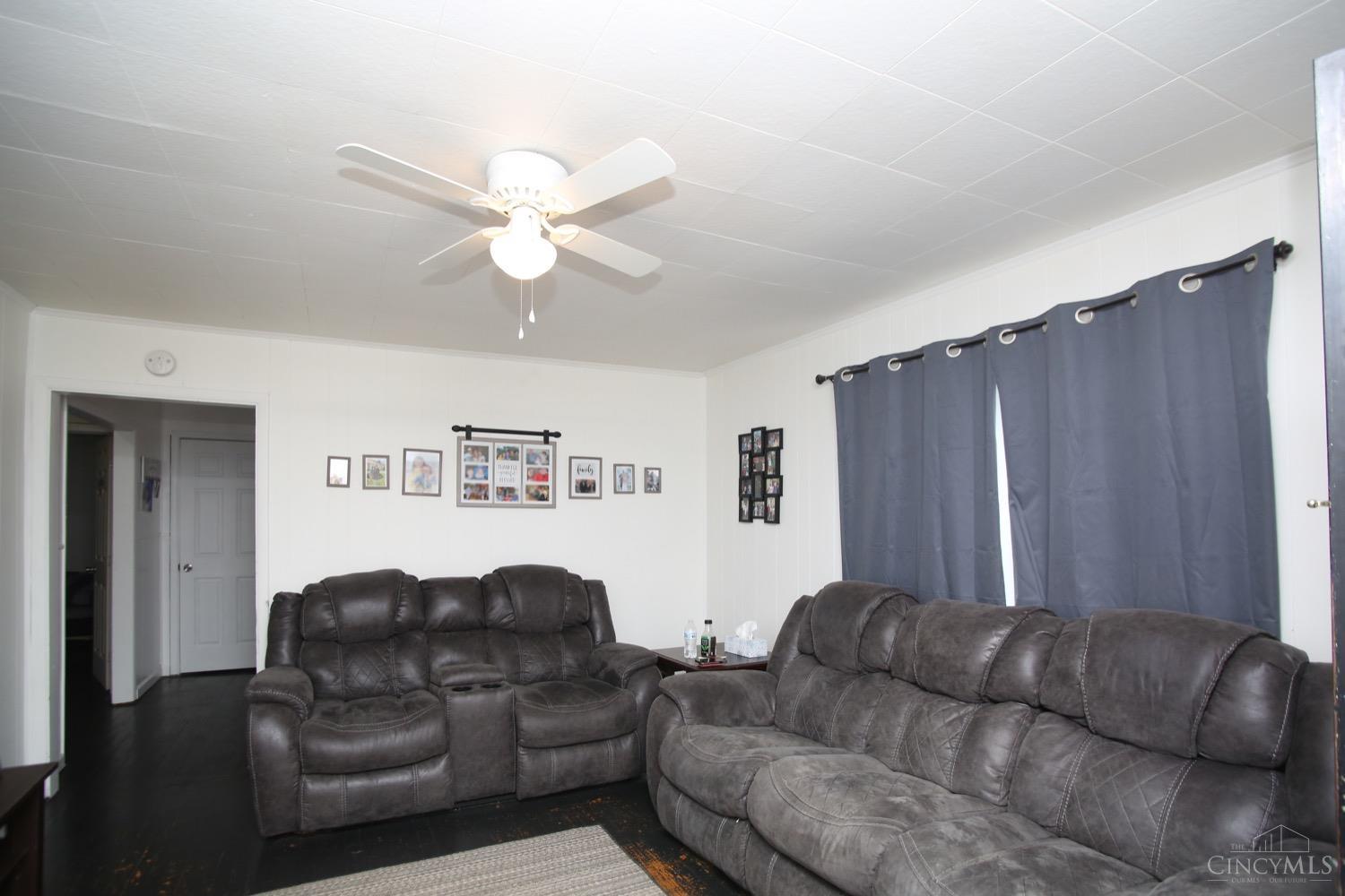 2337 Valley Pike Riverside, OH 45404 - Photo 7 of 16